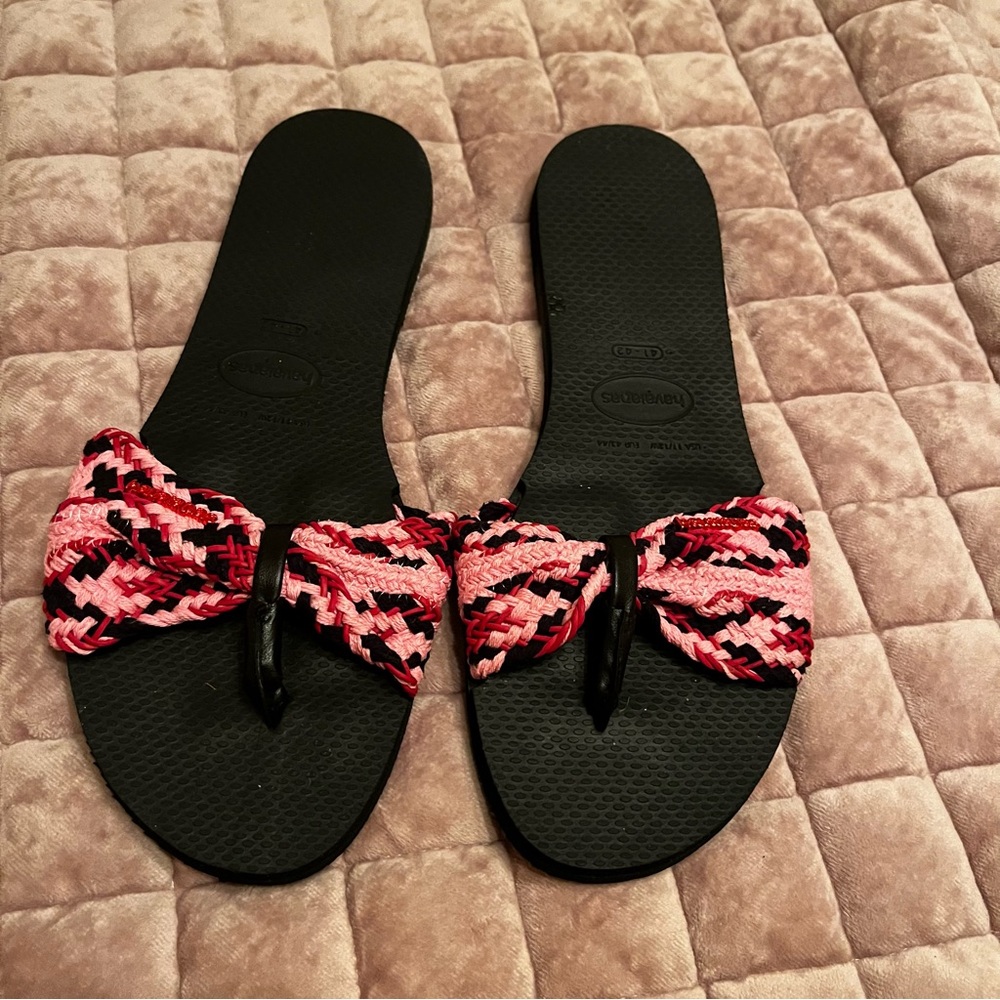 Havaianas You St. Tropez Flip Flops Sandals 11 12  Pink & Black bow
